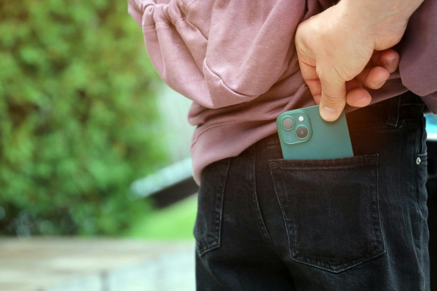 Stopp tyven! Theft Detection Lock beskytter mobilen mot tyveri.